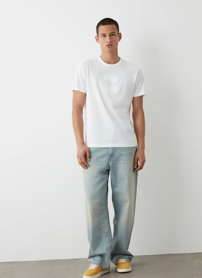 Short-sleeved branded T-shirt image number 1