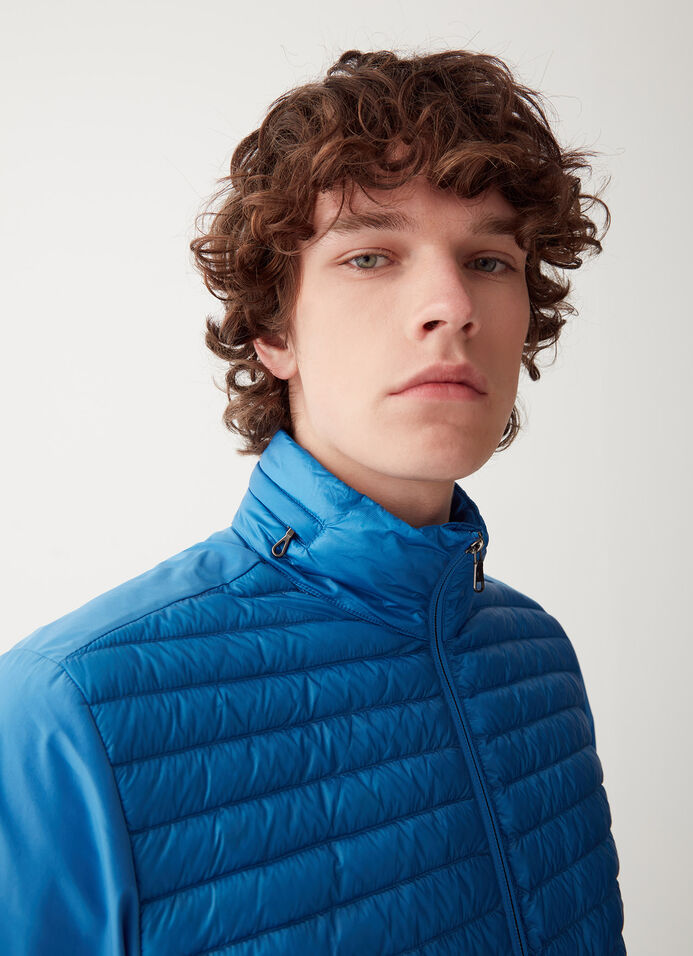 Lightweight jacket with concealed hood Colmar