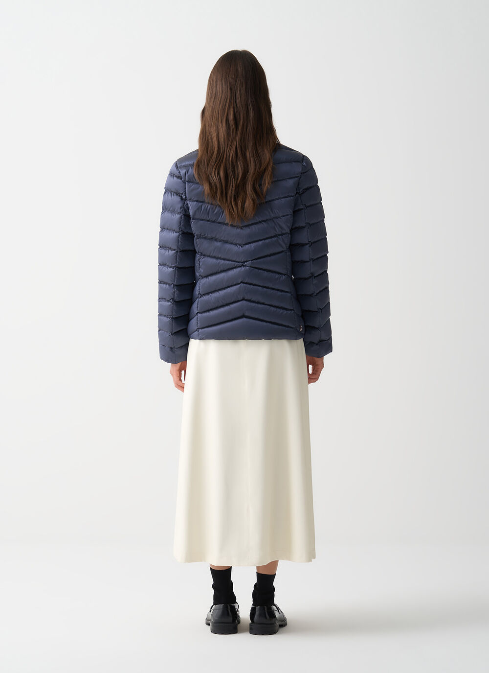 Taillierte Daunenjacke image number 3