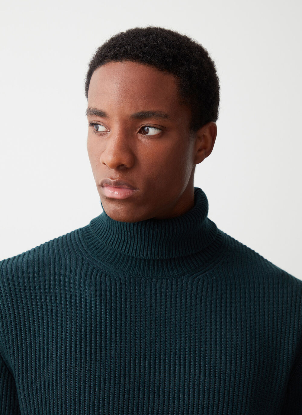 Rollkragenpullover mit Patentmuster image number 2