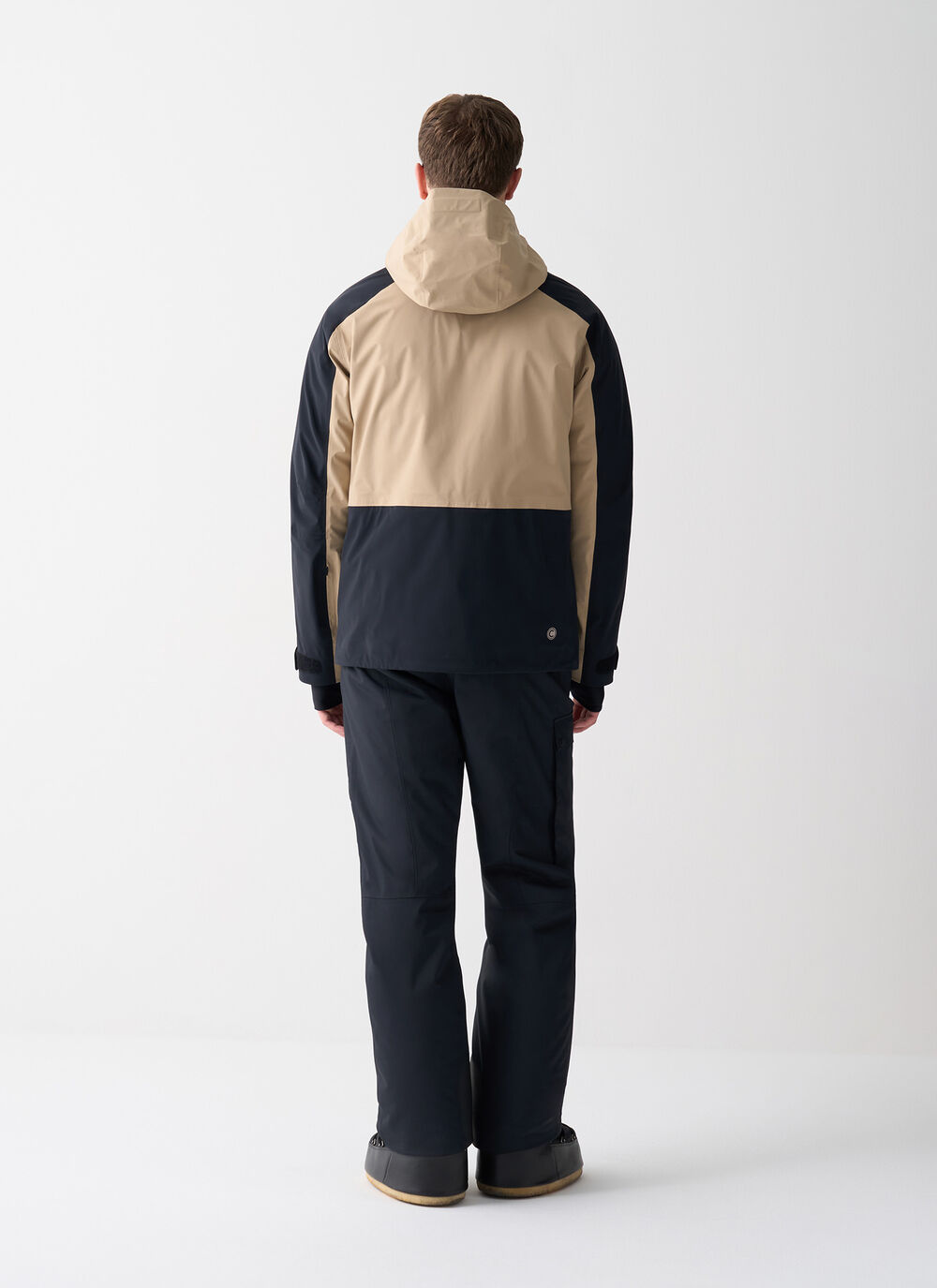 3L ski shell jacket image number 3