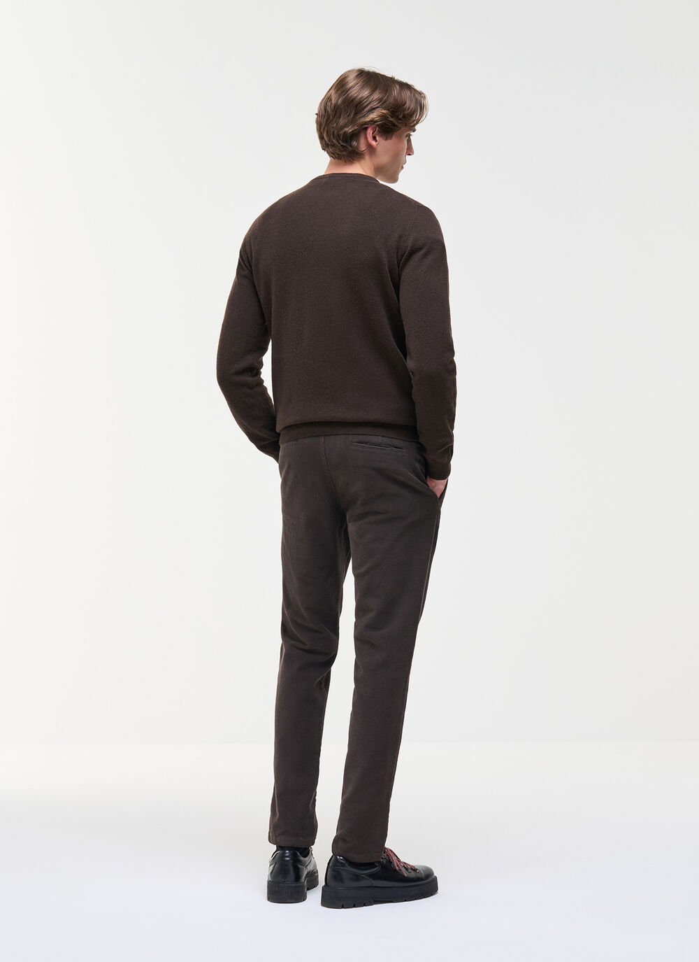Fine-knit pullover
