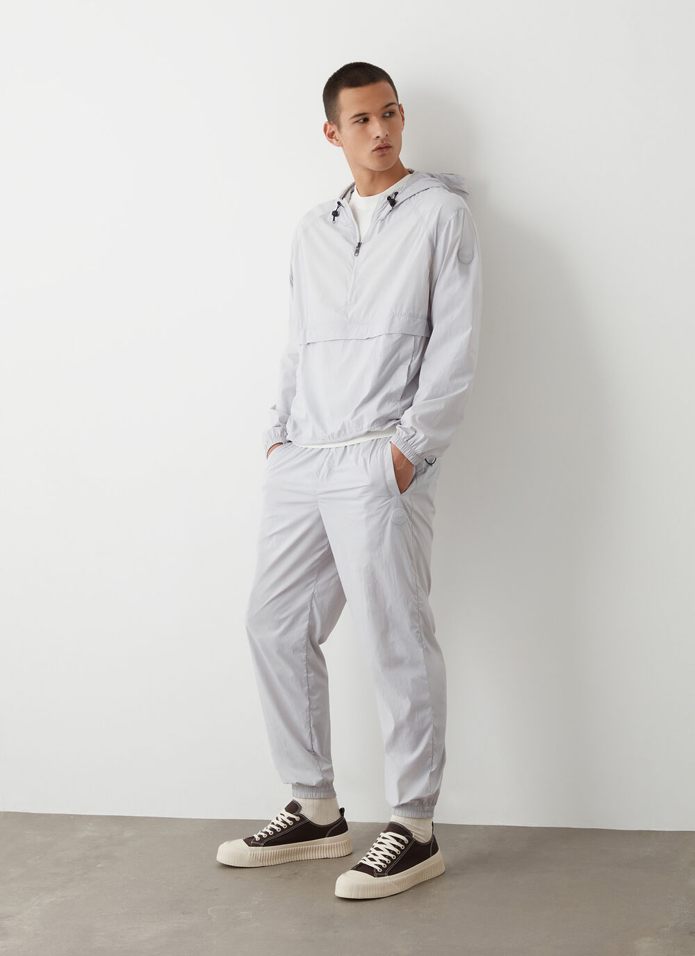 Light nylon anorak image number 1