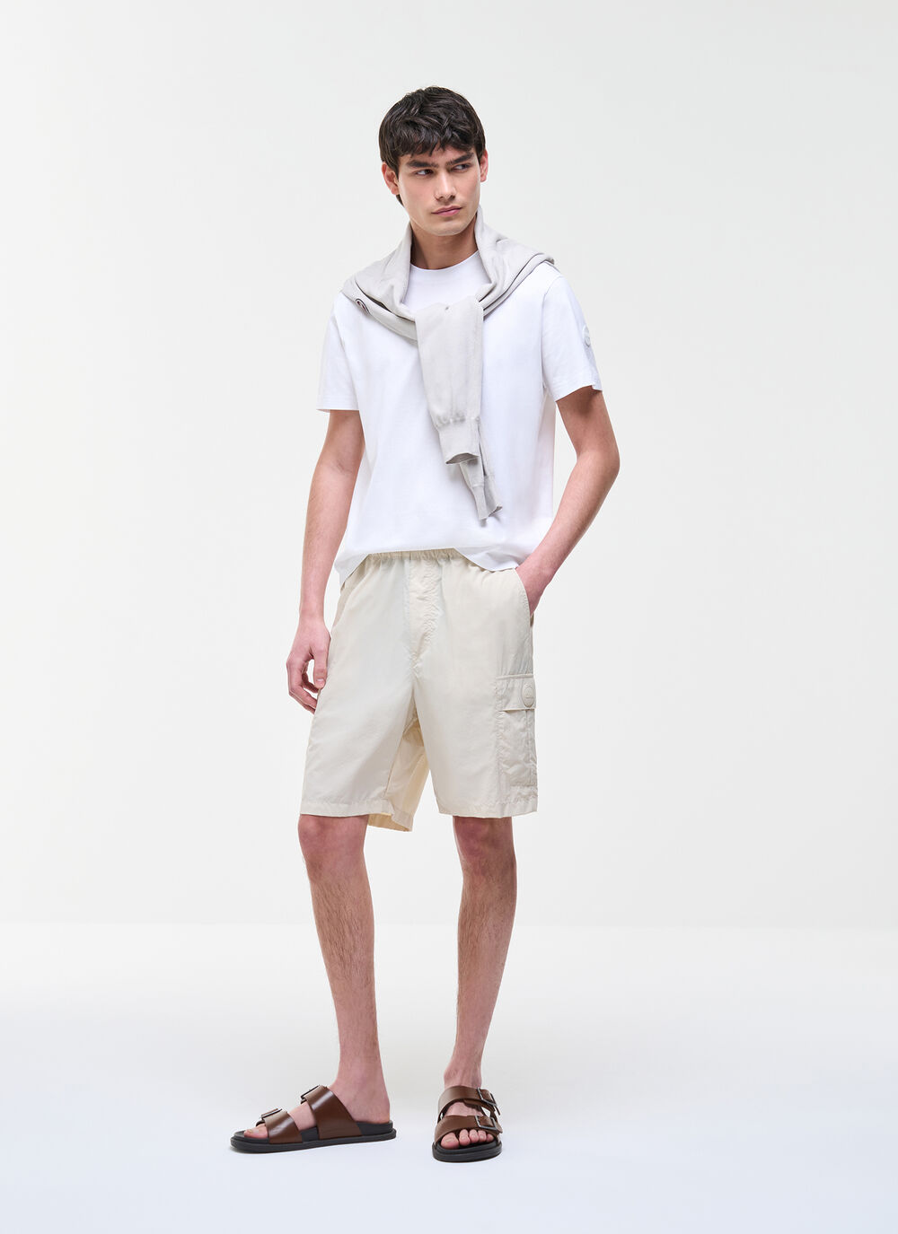 Cotton round-neck T-shirt image number 1