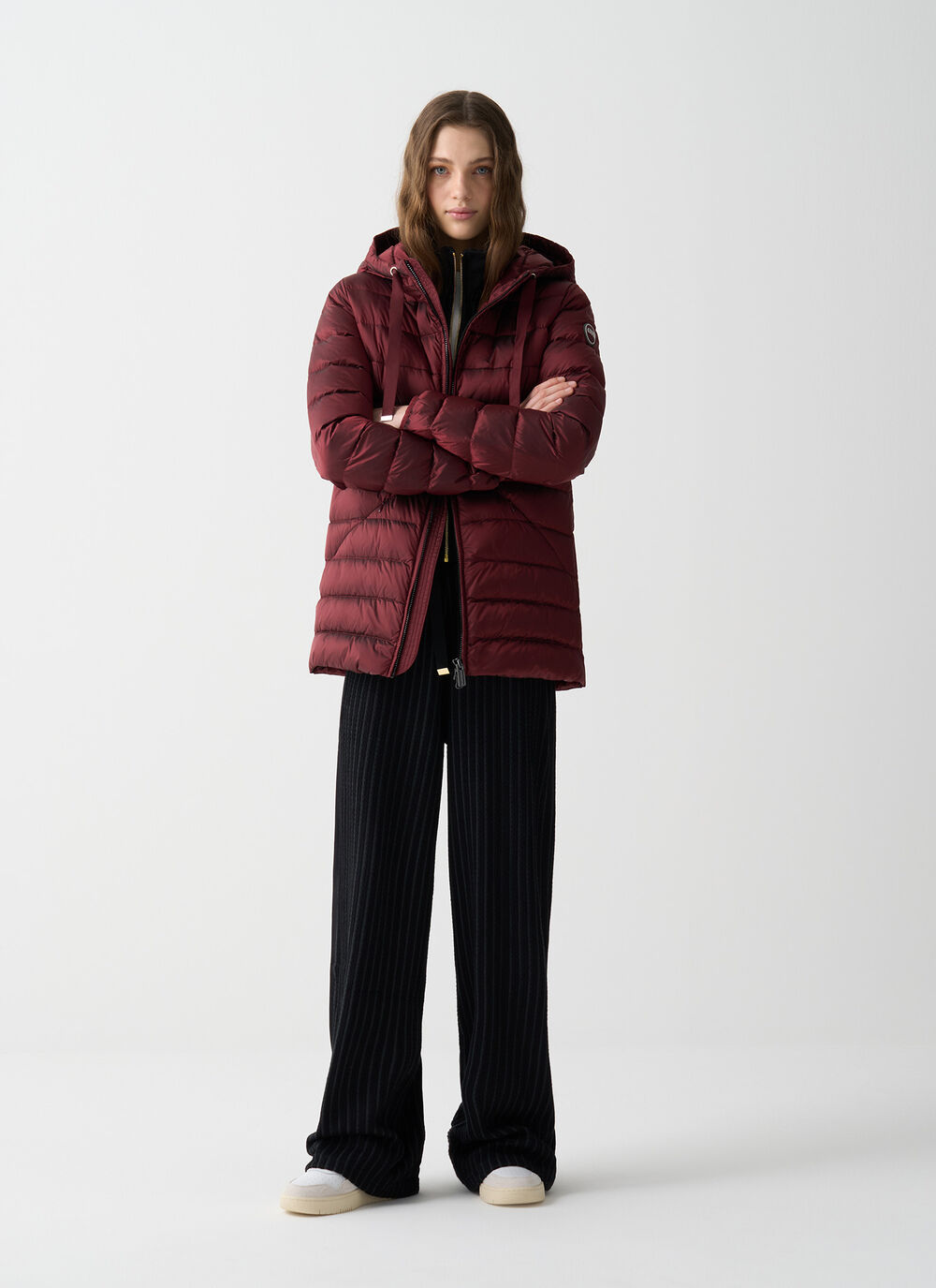 Doudoune cintr&eacute;e avec capuche image number 0