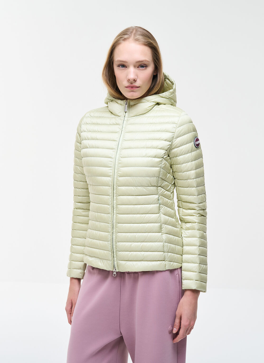 Leichte Daunenjacke mit Kapuze image number 1