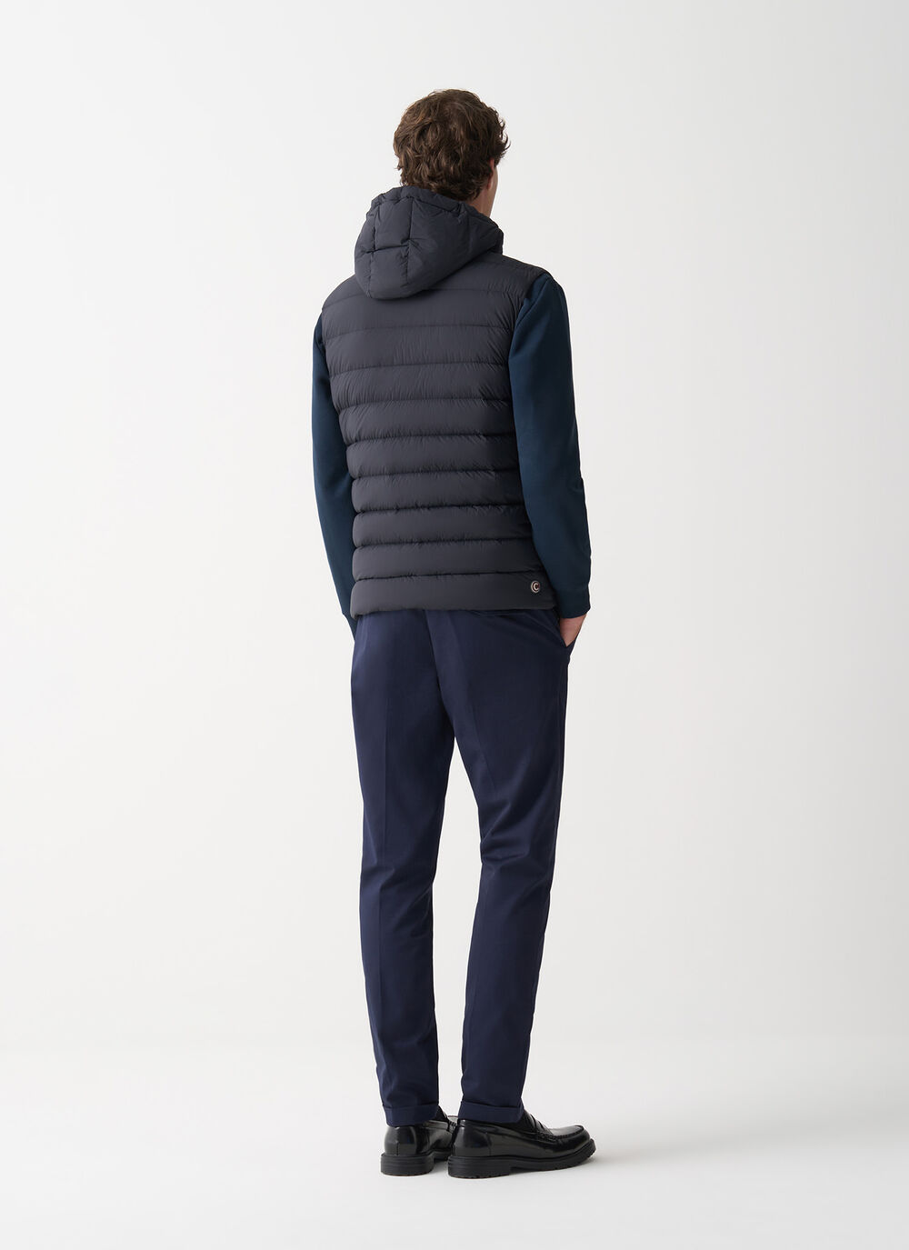 Vest with hood  image number 3