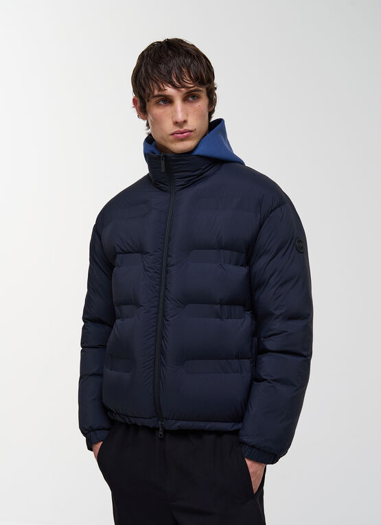 Matte down jacket with diagonal design 