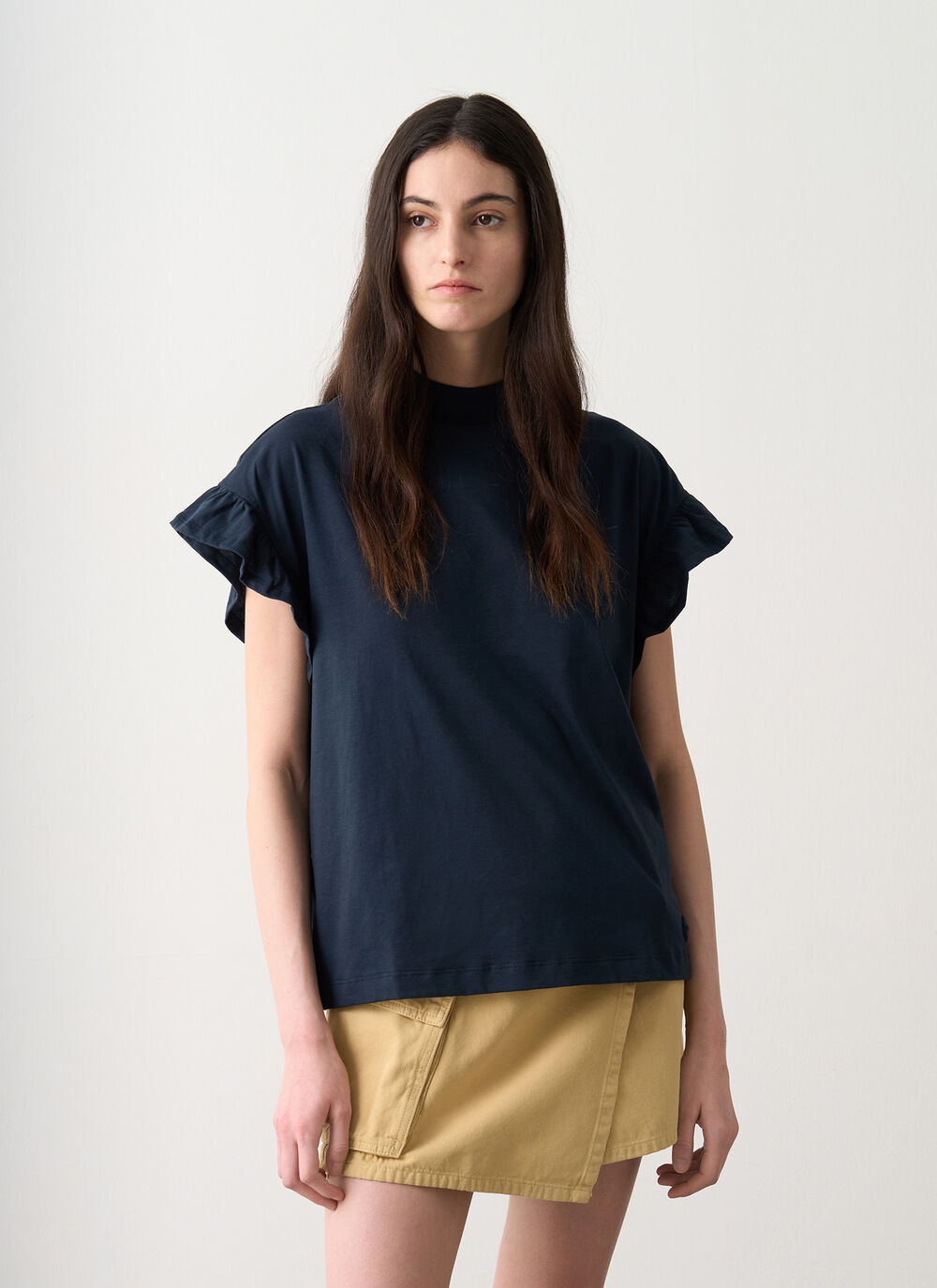 Camiseta con volantes image number 3