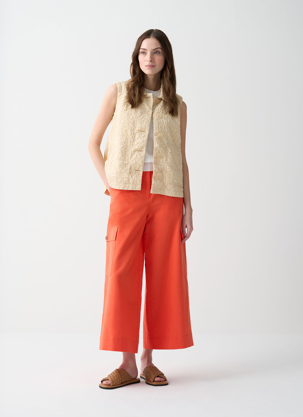 Embossed waistcoat image number 0