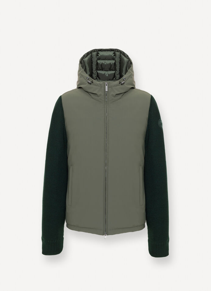 Wattierte Jacke mit Strickärmeln  image number 4