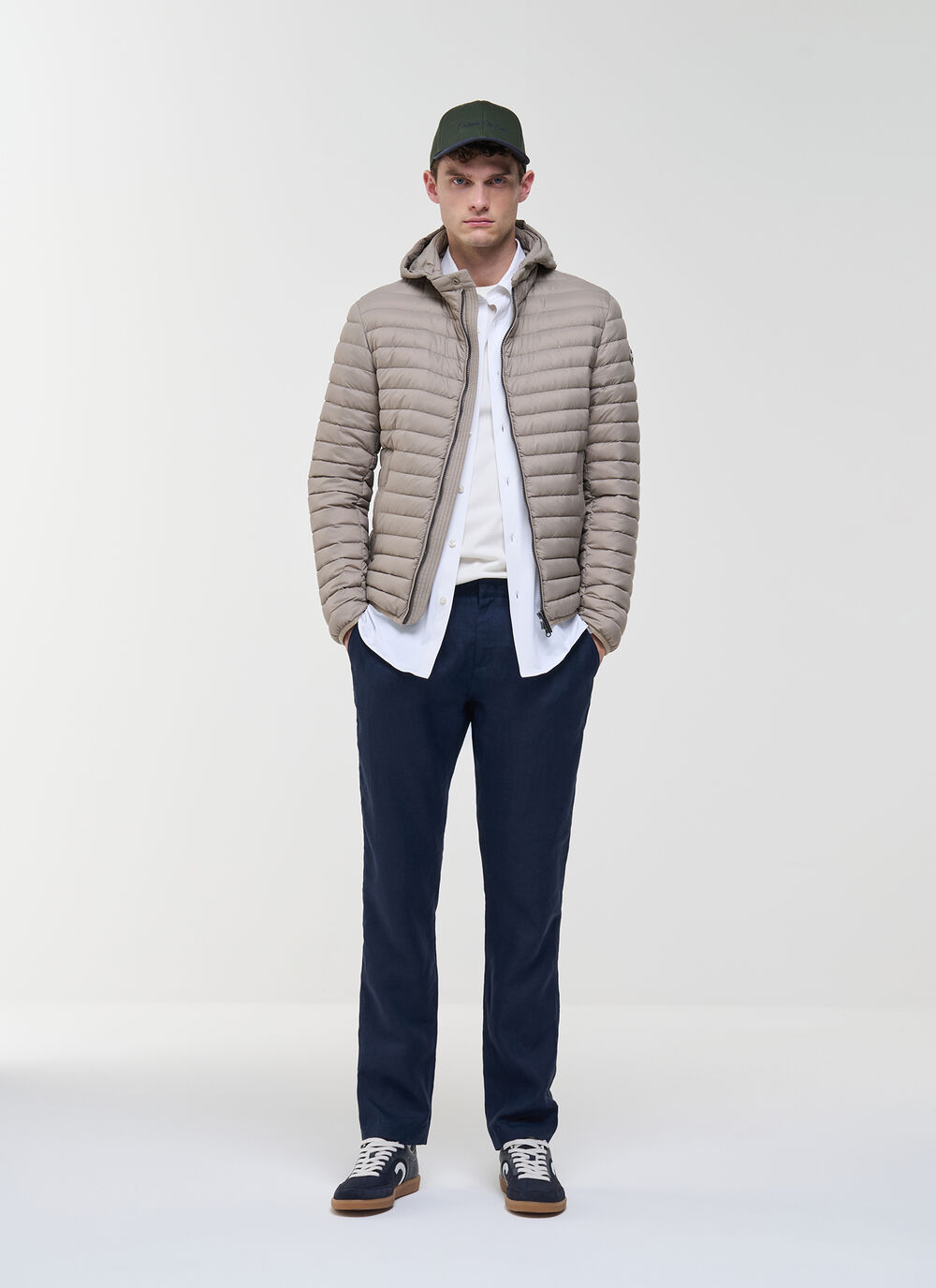 Light down jacket with hood image number 0