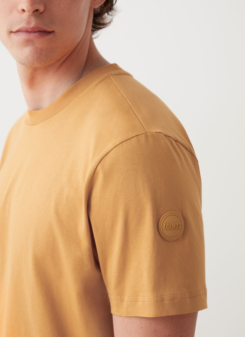 Solid-color short-sleeved T-shirt image number 0