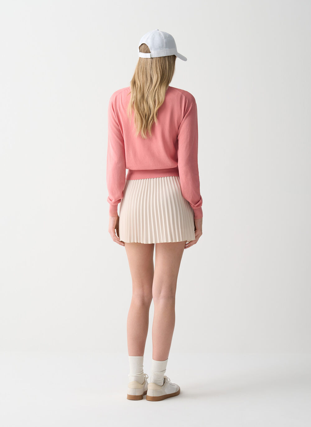 100% light cotton pullover image number 3