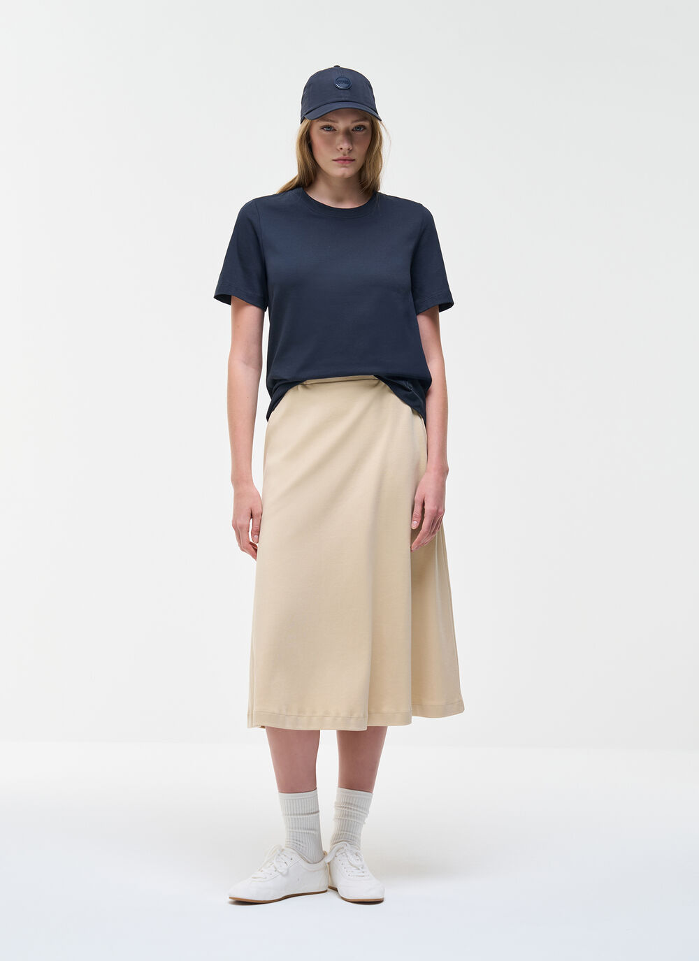 Cotton round-neck T-shirt image number 1