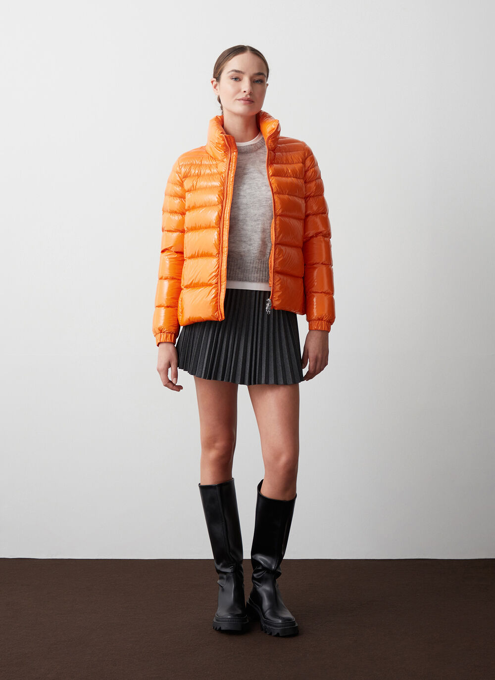 Super-glossy down jacket with drawstring image number 0