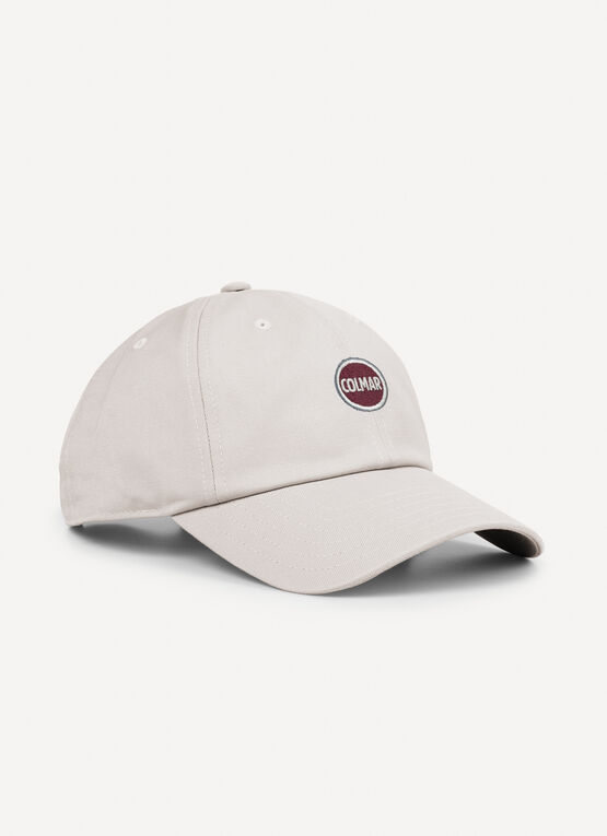 Unisex baseball cap with embroidery