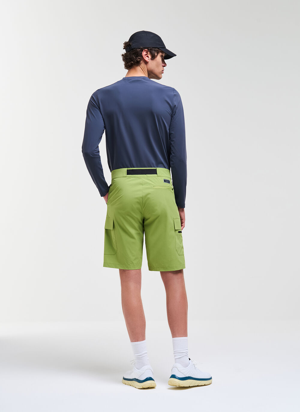 Bermuda cargo en tissu bi&eacute;lastique image number 3