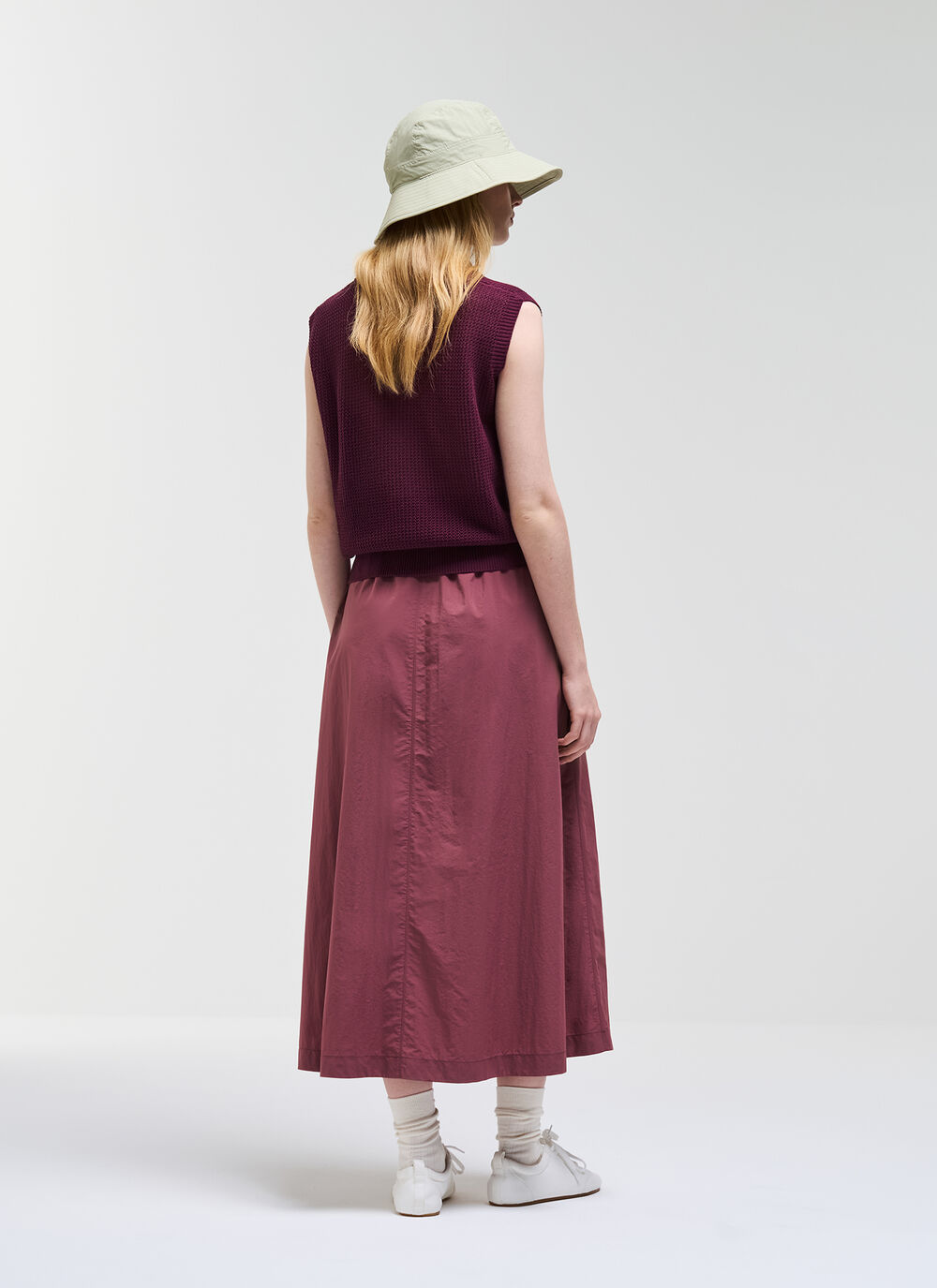 Sleeveless Mesh Polo image number 3