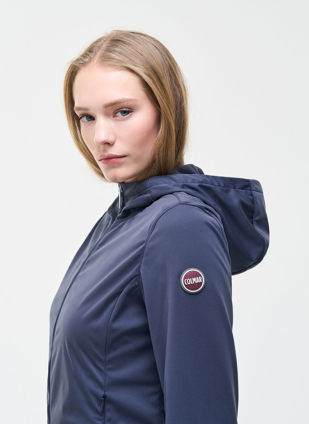 Softshell hooded jacket image number 2