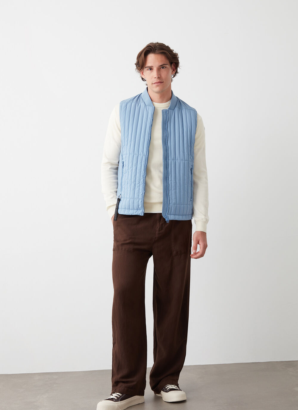 Padded gilet image number 0