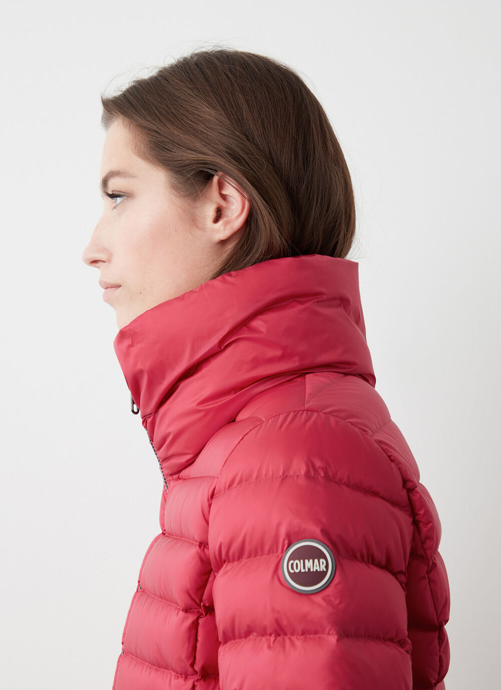 Fitted down jacket with knit cuffs image number 1