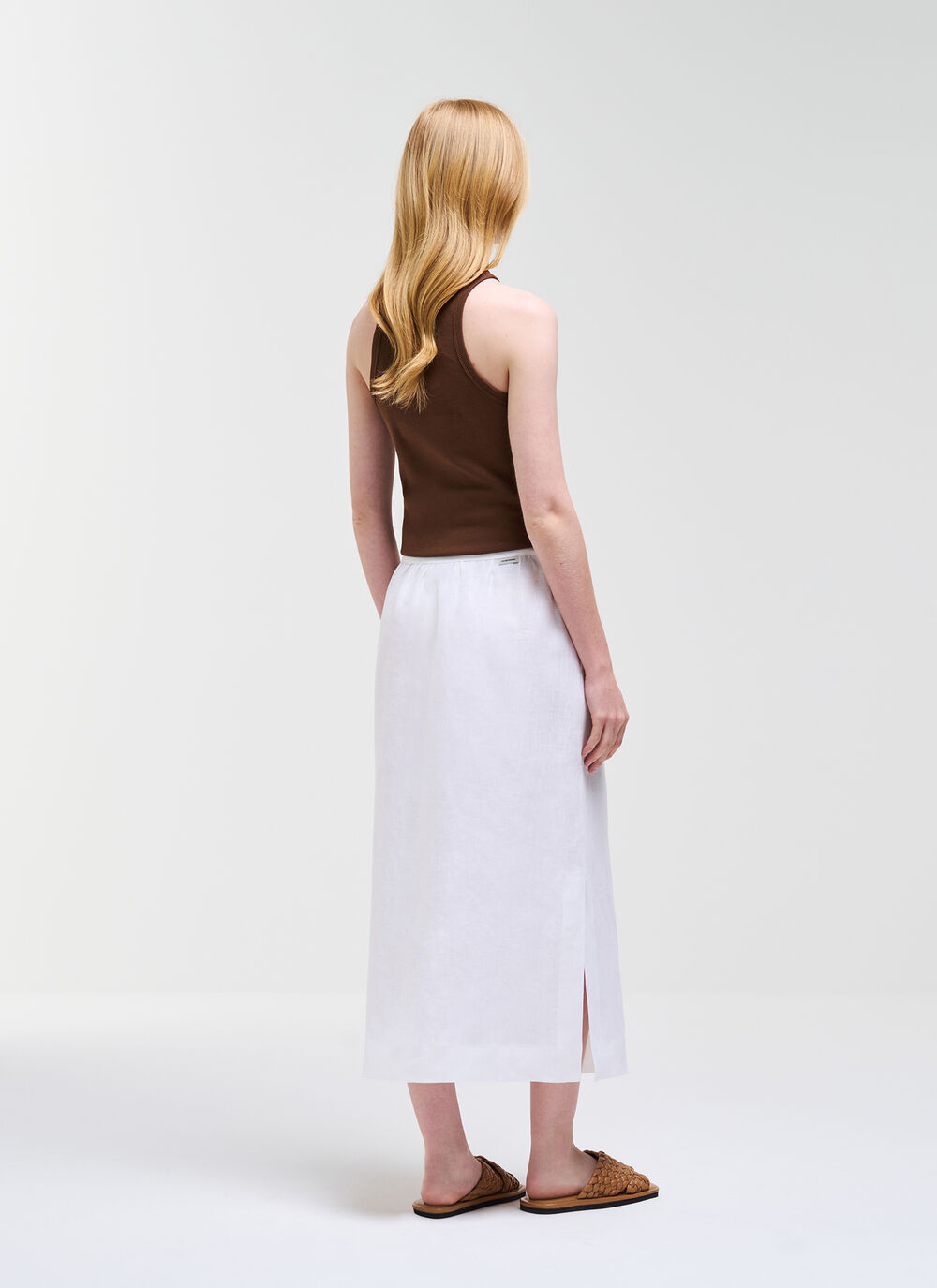 Linen midi skirt image number 3