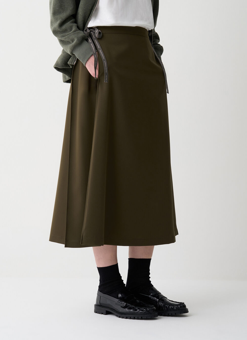 Jupe en forme longueur midi image number 1