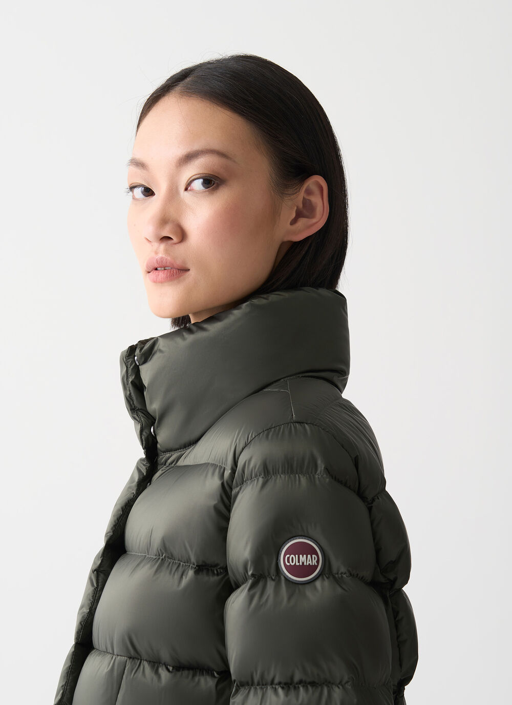 Long fitted down jacket image number 2