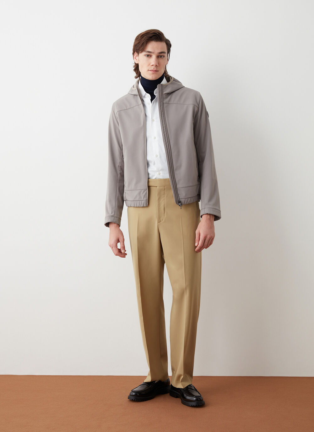 Waterproof autumn-weight softshell jacket image number 1