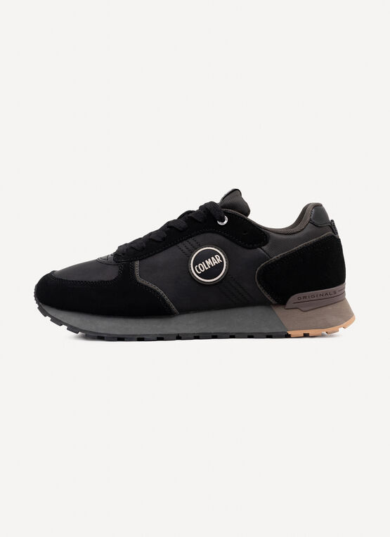 Travis Boost men’s sneakers