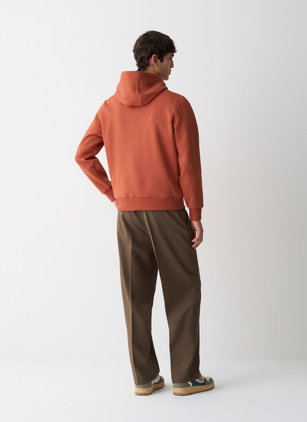 Felpa logata con cappuccio image number 3