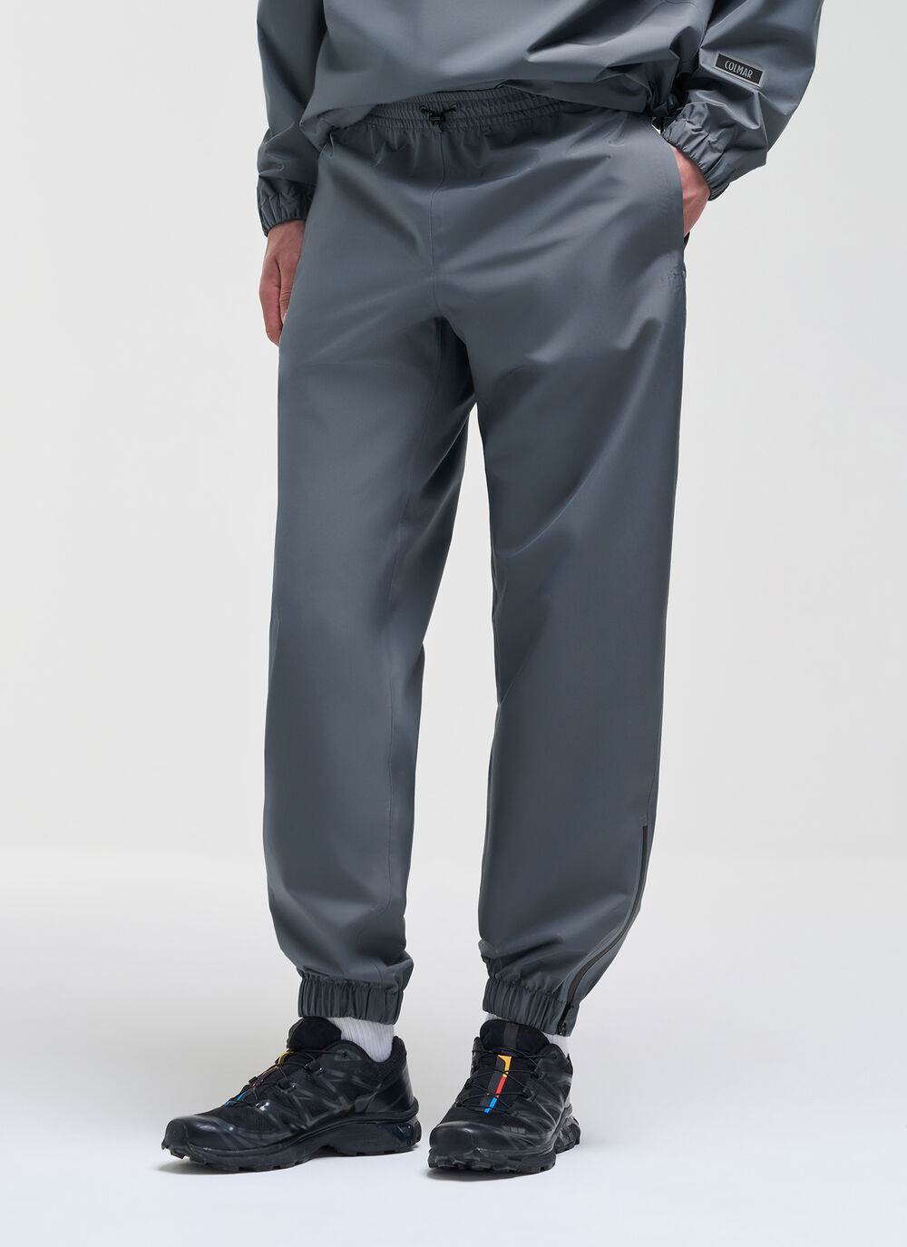 Waterproof trousers image number 1