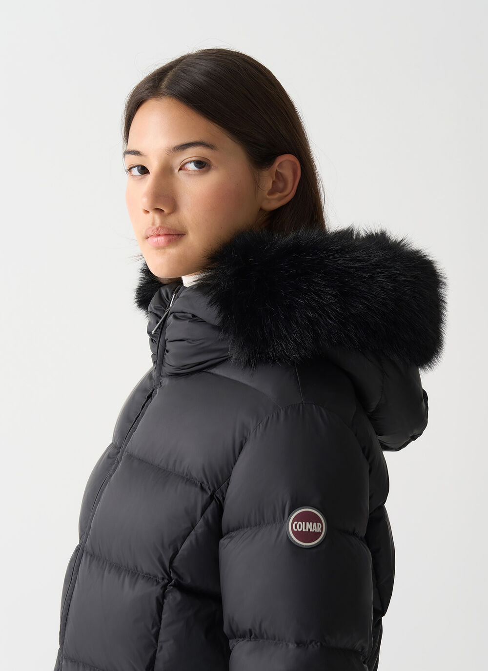 Long down jacket with faux fur image number 2