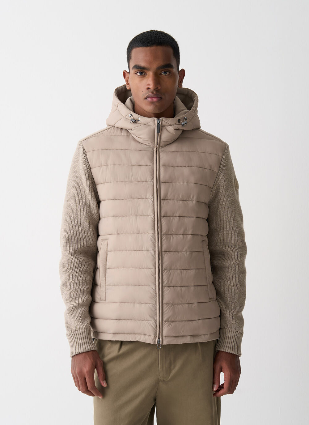 Hooded jacket with knit sleeves image number 1