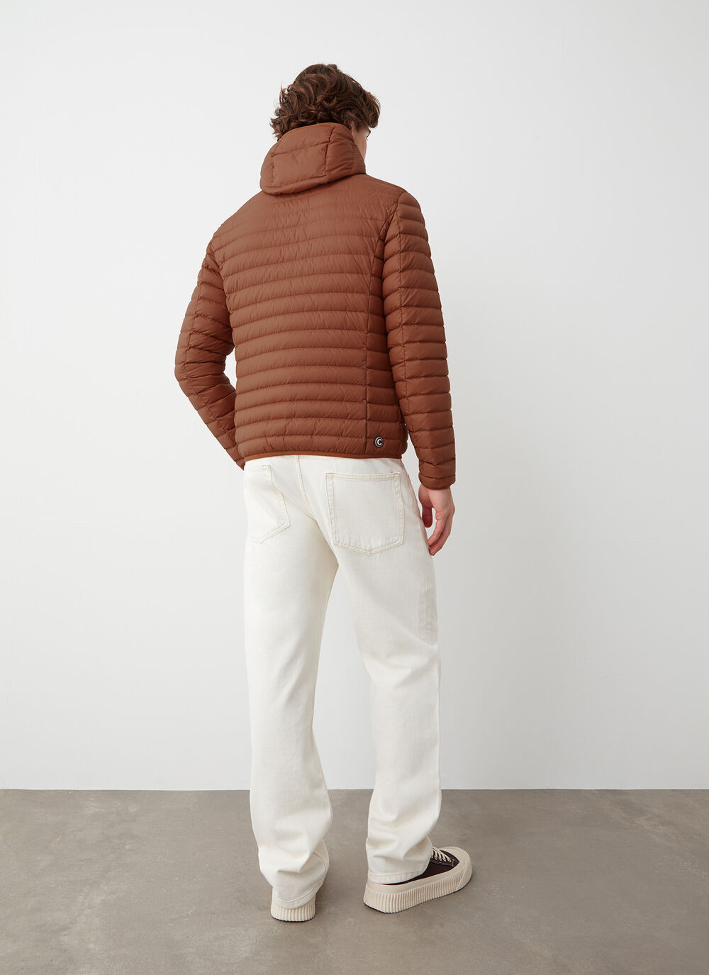 Leichte Daunenjacke mit Kapuze image number 3