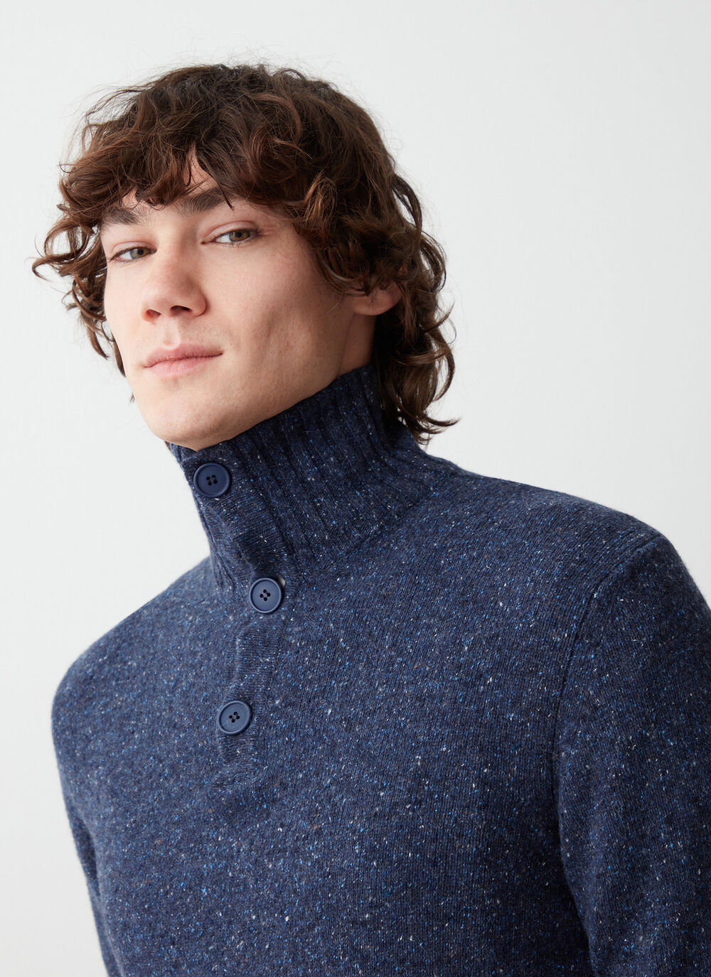 Mehrfarbiger Pullover mit Kn&ouml;pfen image number 2