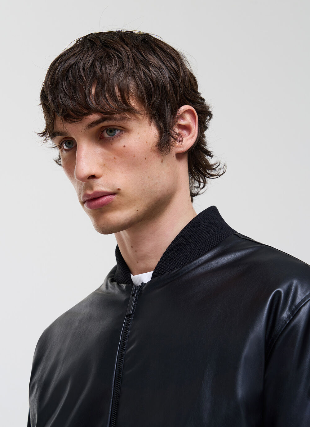 Faux leather bomber jacket image number 2