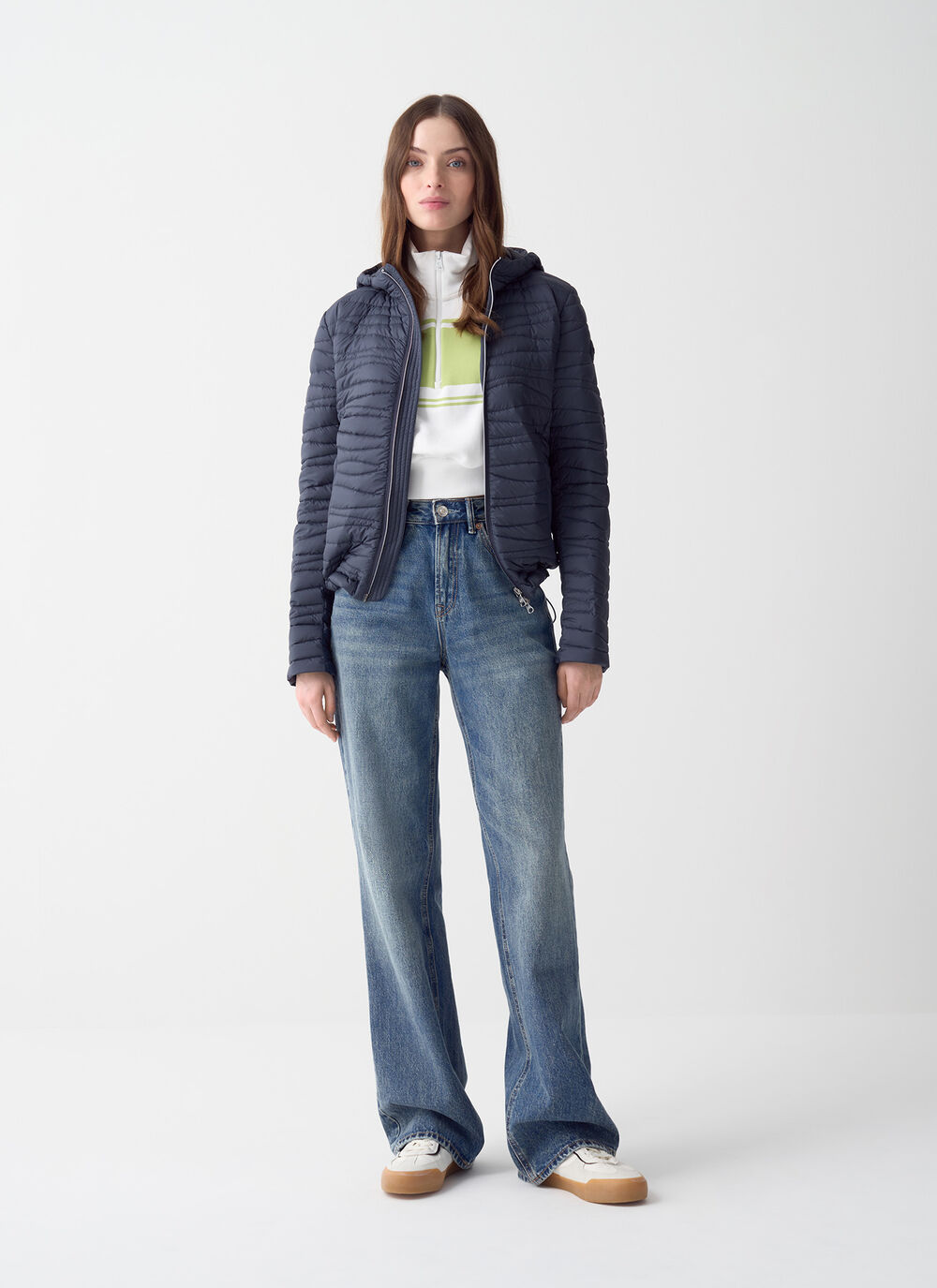 Hooded down jacket with wave quilting image number 0