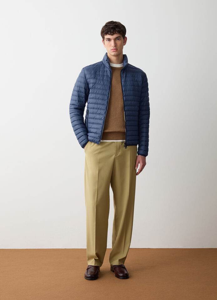 Herbstliche Daunenjacke mit gepolstertem Kragen image number 0