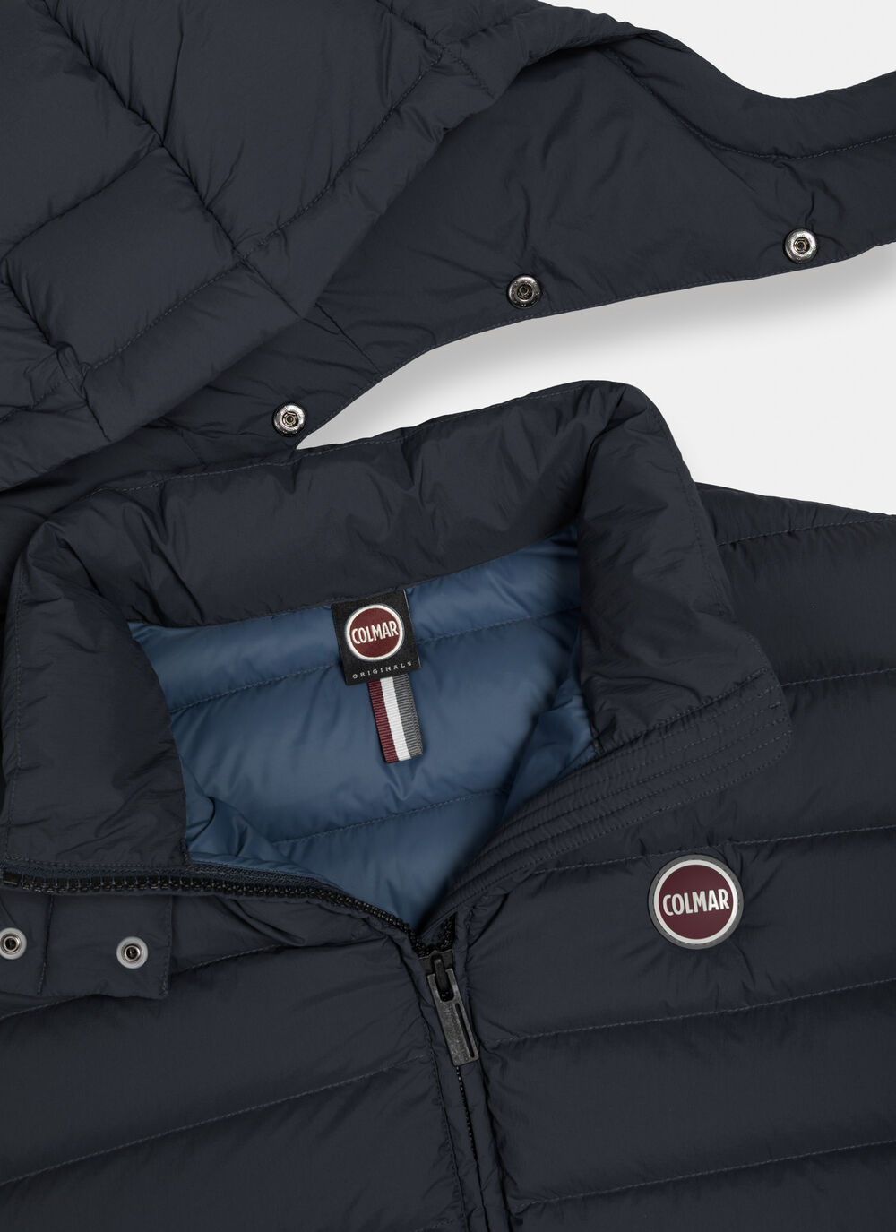 Vest with hood  image number 6