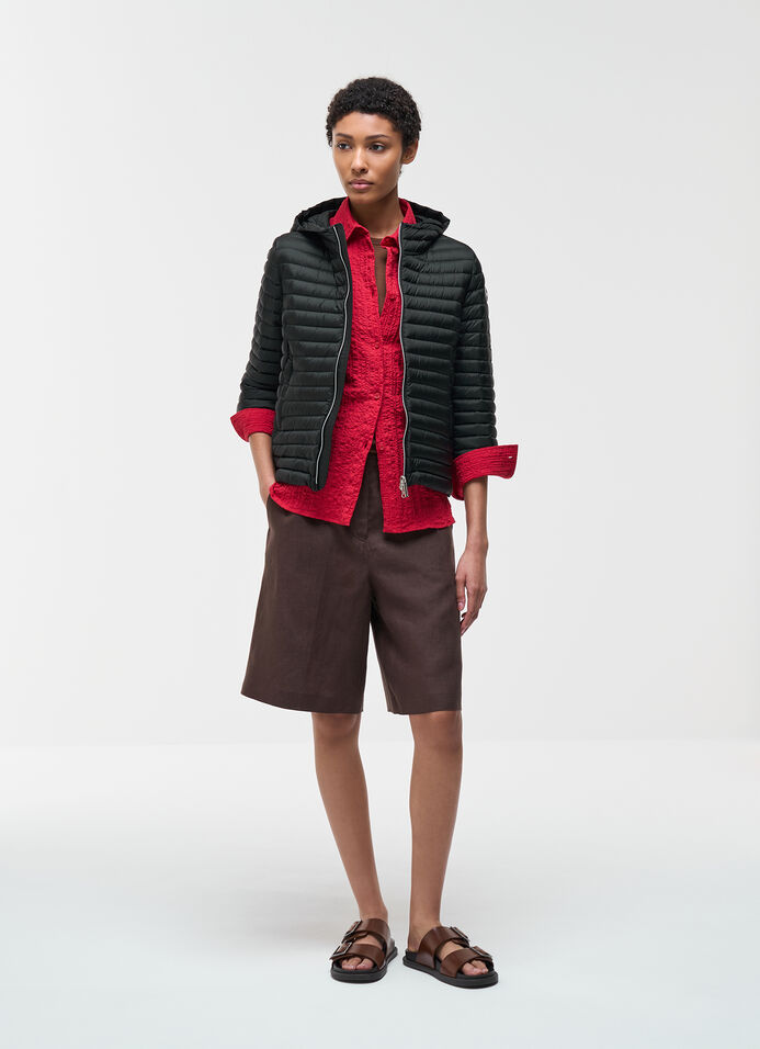 Light down cape with drawstring