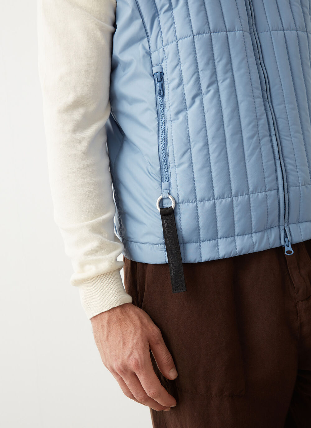 Padded gilet image number 1