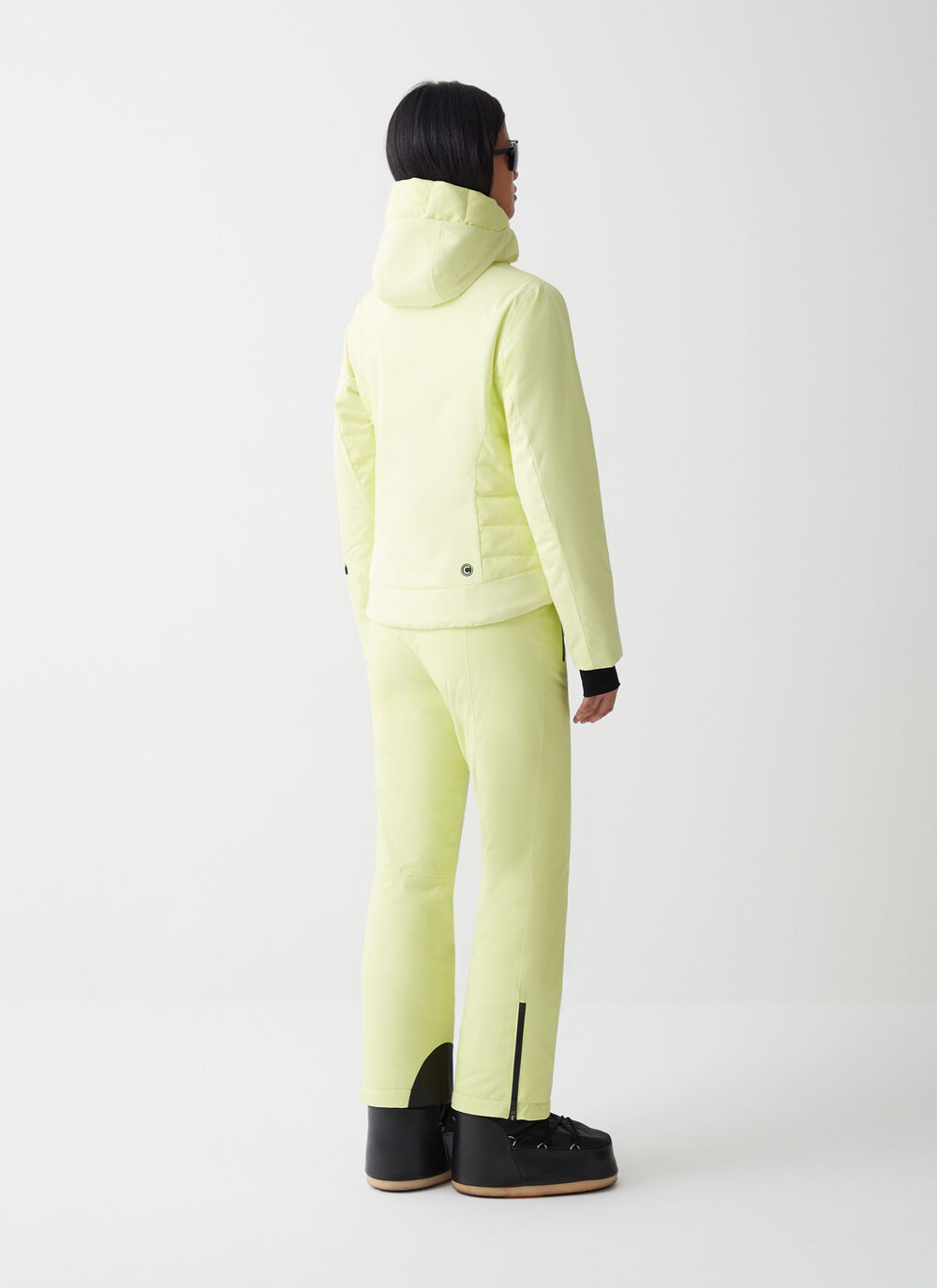 Slim-fit ski jacket image number 3