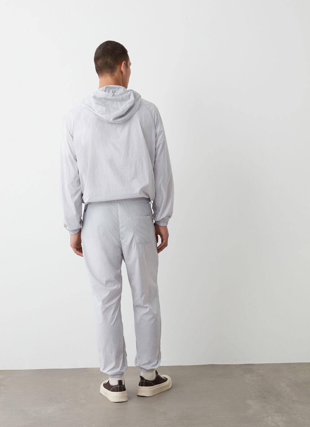 Hose aus leichtem Nylon image number 3