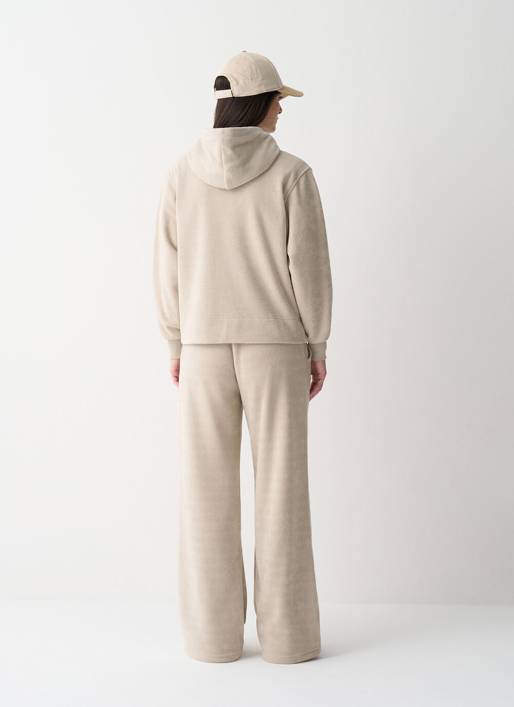 Sweat-shirt &agrave; capuche en bouclette  image number 3