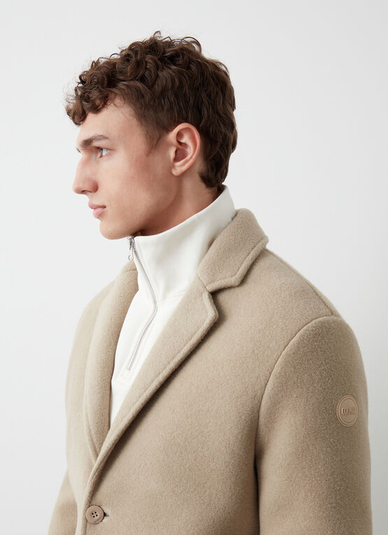Wool cloth coat with nylon inserts 