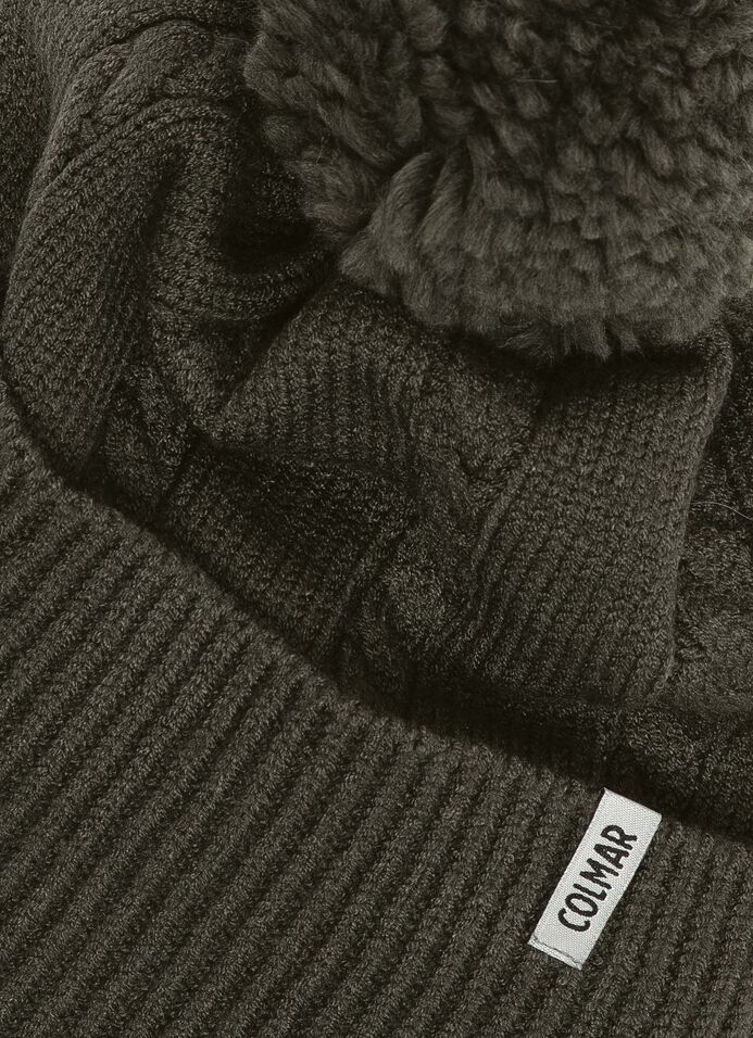 Braided hat with pompom image number 2