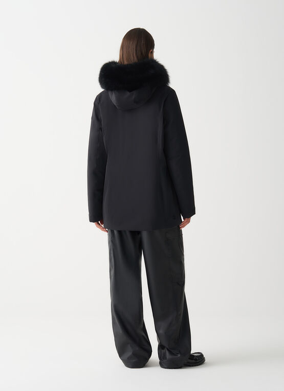 Doudoune imperméable avec imitation fourrure