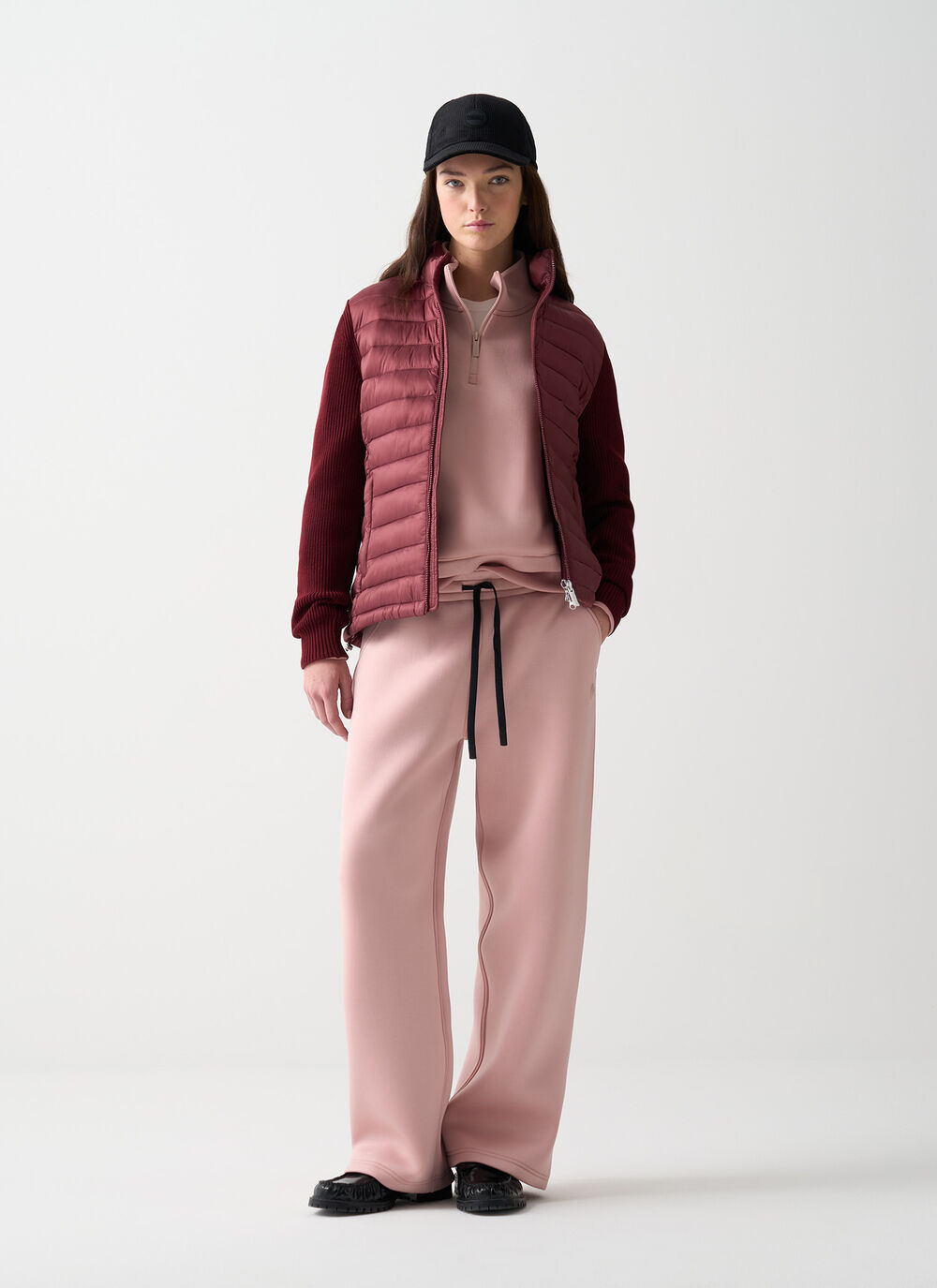 Jacket with knit sleeves image number 0